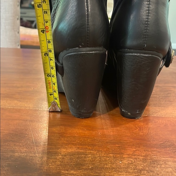 Black Leather Knee-High Boots - Picture 2 of 7